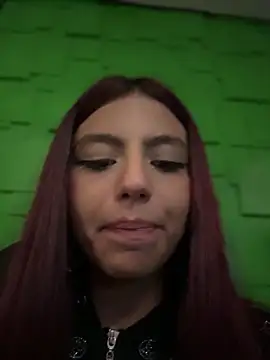 Emily-teen Chat XXX in diretta