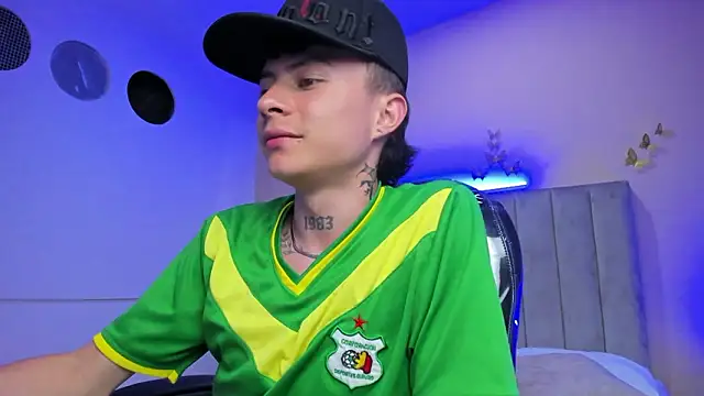 Nascary_Fox Chat XXX live