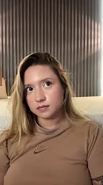 MiaPetit_のライブXXXチャット