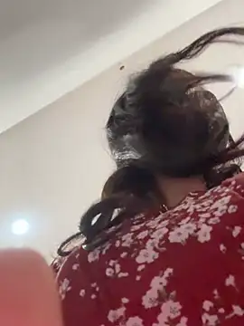 KavyaCurves' Live XXX Chat