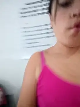 Lesly_10- Live XXX-chat