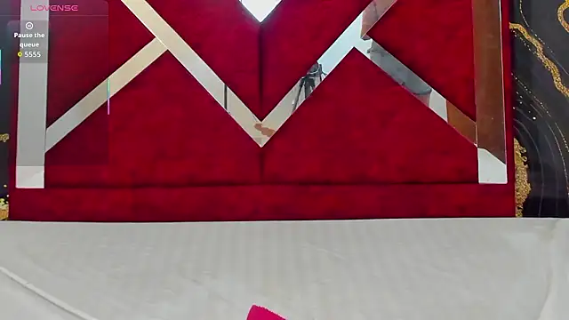 VioletRose_as 即時 XXX 聊天