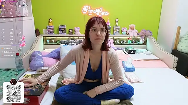 _HeraLuna_ Live XXX-chat