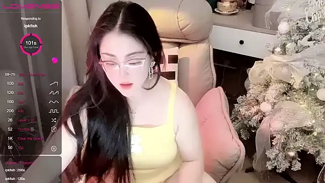 Monica-666888- 现场XXX聊天