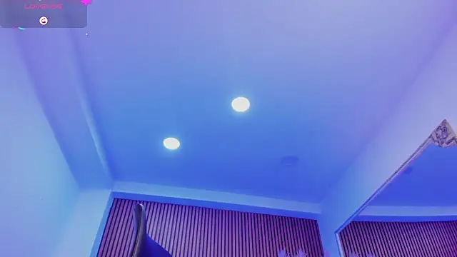 Živý XXX chat SelenaStonne