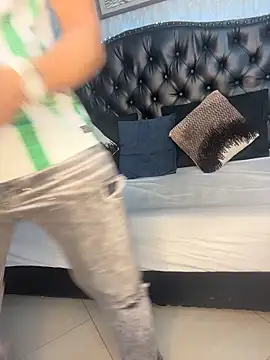 Lander_Cruzのウェブカメラショー