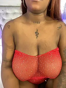 SarahBleer 即時 XXX 聊天