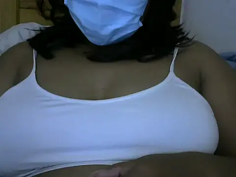 Chatroom XXX en direct de Artinah22