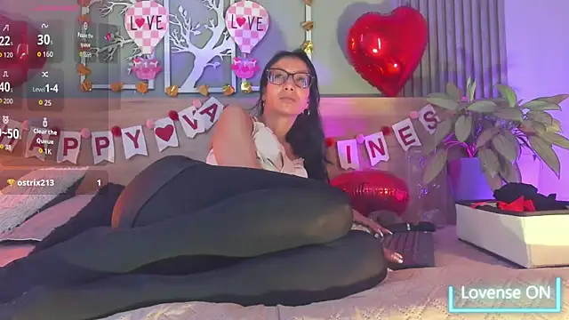 ALEJANDRACHERRY_: απευθείας συνομιλία ΧΧΧ