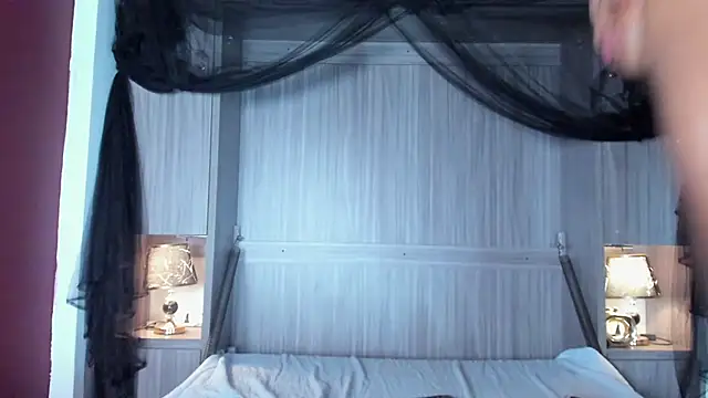 KendallRosse1: απευθείας συνομιλία ΧΧΧ