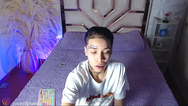 Jonesliam23 现场XXX聊天