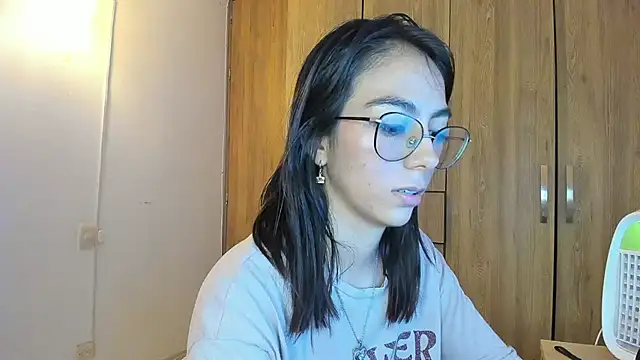 horny_adiction: απευθείας συνομιλία ΧΧΧ