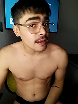 Chatroom XXX en direct de Mason_grey