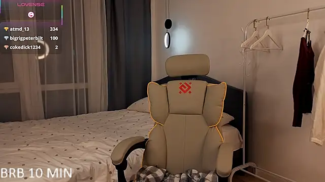 fallin_lovee 现场XXX聊天