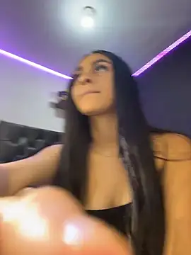 XXX chat uživo modela ManuelaEvans_