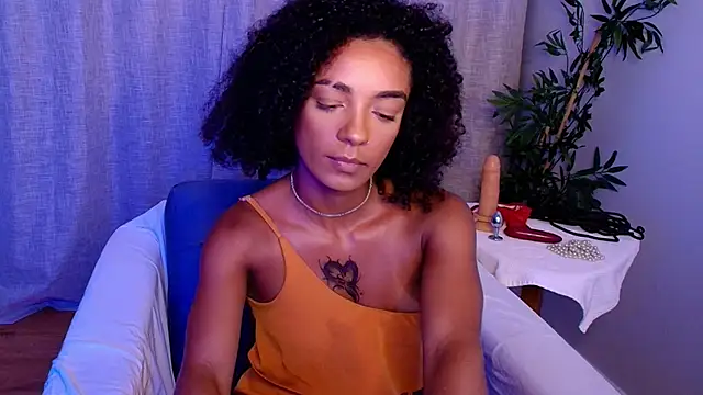 Lisa_Sutton: απευθείας συνομιλία ΧΧΧ