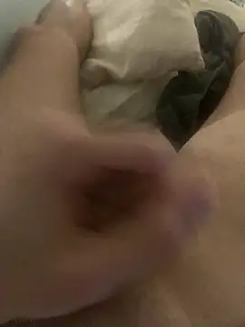 Toyboy_XL élő XXX-chatje