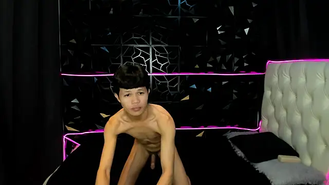 JamesxxxMarky Chat XXX in diretta