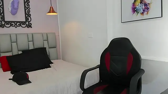 Juan_123__ Chat XXX live