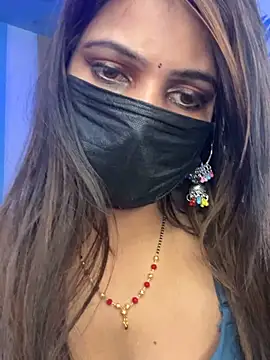 CUTI-NAINAのウェブカメラショー