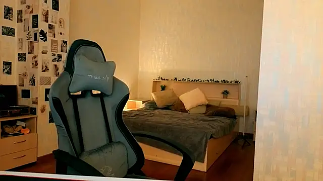 XXX chat uživo modela yourrdanceteacher