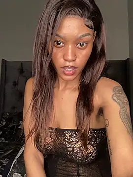 Primadonnass' Live XXX Chat