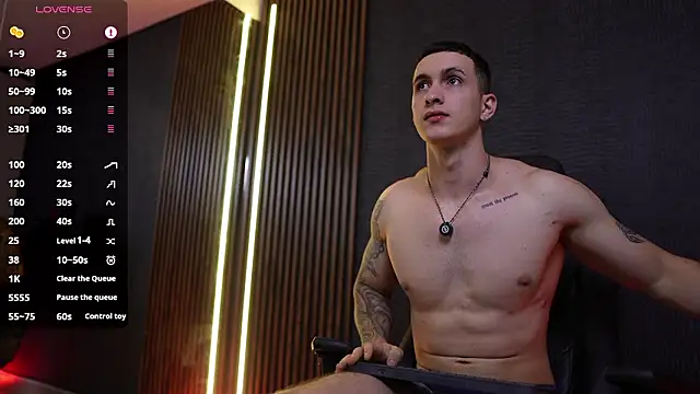 JacksonOlsenn live XXX chat