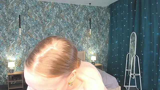 OdellaFrake – Naživo XXX chat