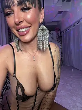 Онлайн чат XXX SofiaaMaria