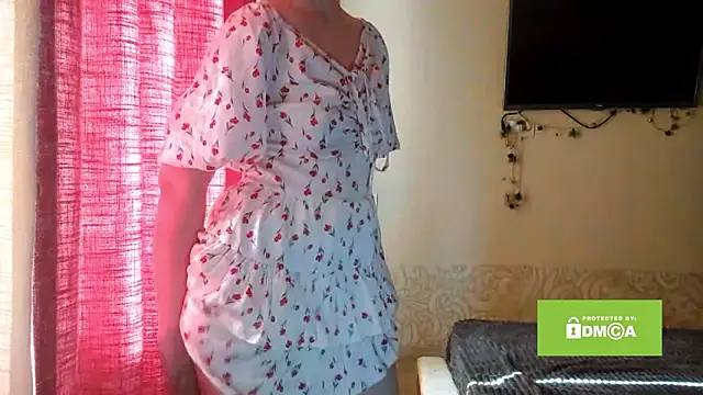 sewsewsewe: онлайн-секс-чат