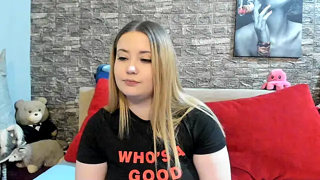 kalindahot élő XXX-chatje