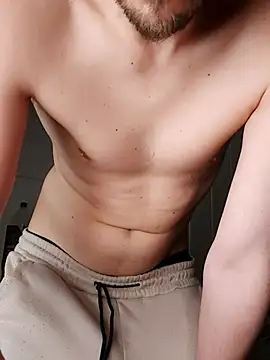 ijustwannafuckyou6969のライブXXXチャット