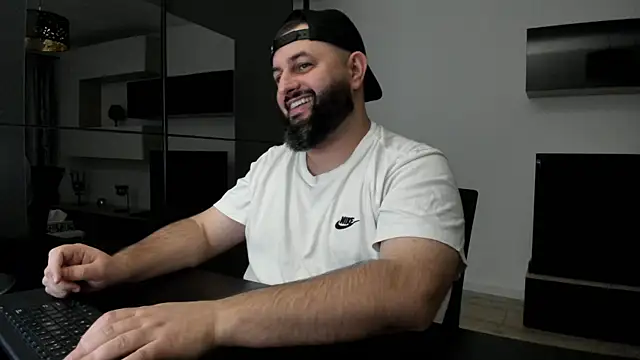 DravenPeakのライブXXXチャット