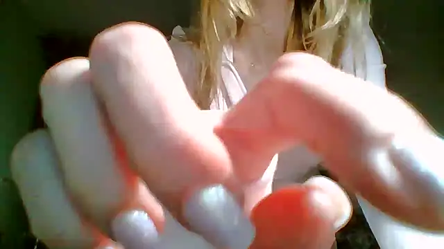 Chat XXX en directo de Tiluu1