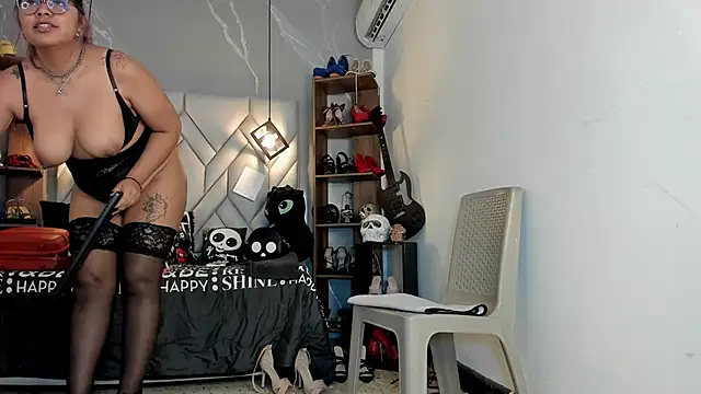 MirandaHaguen's Live XXX Chat