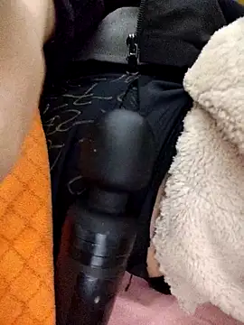 Chatroom XXX en direct de Haralushiaaa