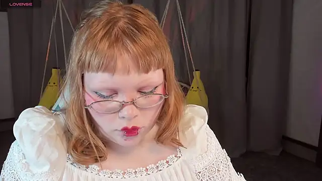 LottieReed's Live XXX Chat