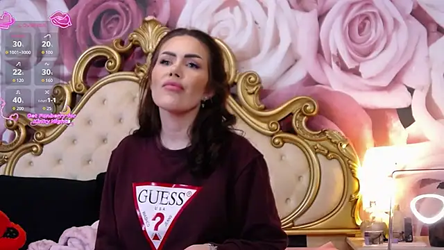 HessaHessy Chat XXX live