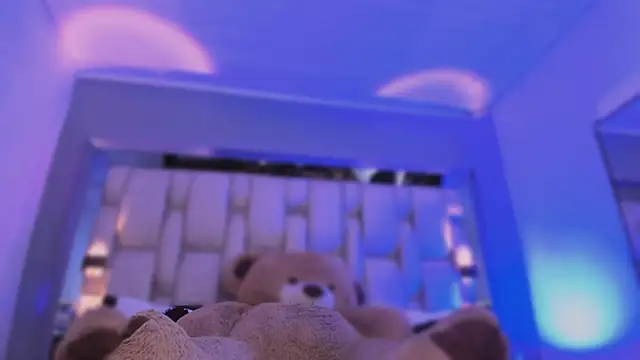 revenmiller_'s Live XXX Chat