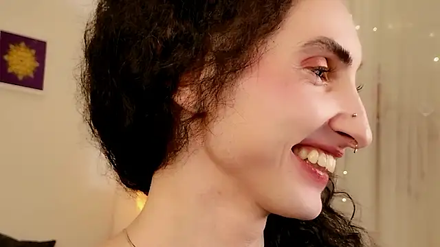 دردشة Queen_of_tease الجنسية المباشرة