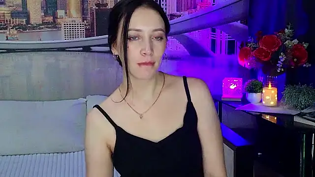 MonicaSweetx 现场XXX聊天