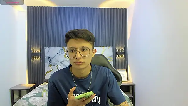 SantiagoRusso18 现场XXX聊天