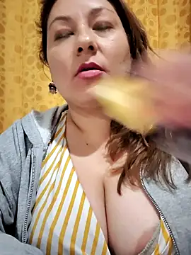 XXX chat uživo modela sakotodika