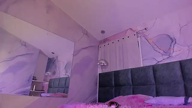 AntonellaRossi Show in webcam