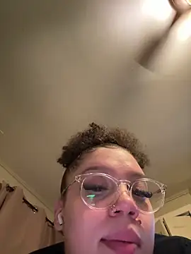 Živý XXX chat QueenNuttCollector