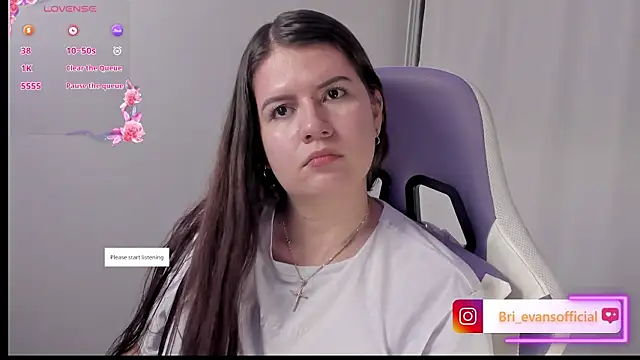 XXX chat uživo modela brii69