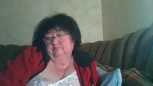 MilaSky5303 Show in webcam