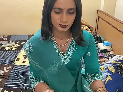 LuvLayla Chat XXX live