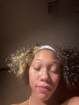 Tamiii420: вебкам-шоу