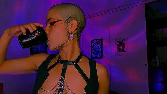 alex_one888: απευθείας συνομιλία ΧΧΧ